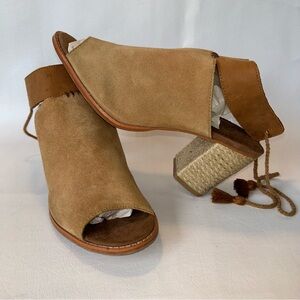 Tom’s, Elba Suede Sandal, Size-10